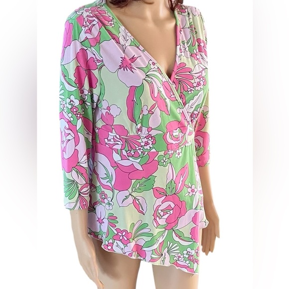 J.B. Floral V-Neck Wrap Top True Vintage in Pink and Green - Picture 7 of 12